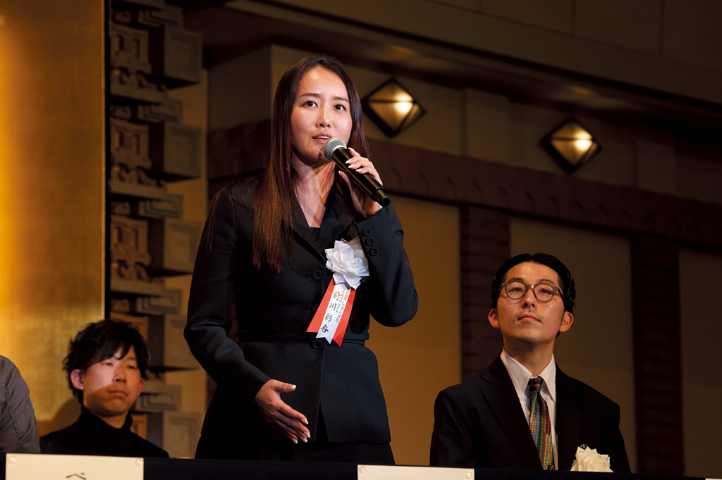 経済界大賞　ダイバーシティ賞　前川彩香　LOIVE社長