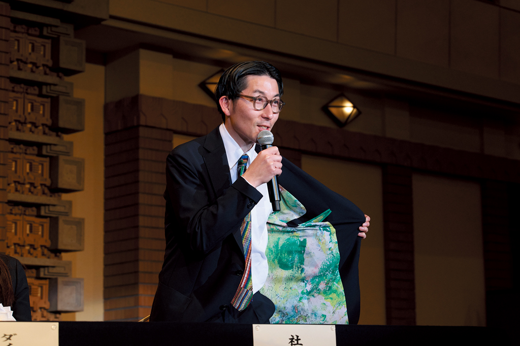 経済界大賞　社会貢献賞　松田文登　ヘラルボニーCo‐CEO